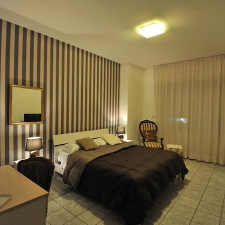 Quarantadue Quindici Hotel Termoli Eksteriør billede