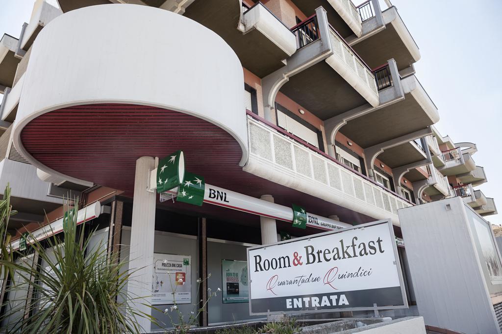 Quarantadue Quindici Hotel Termoli Eksteriør billede
