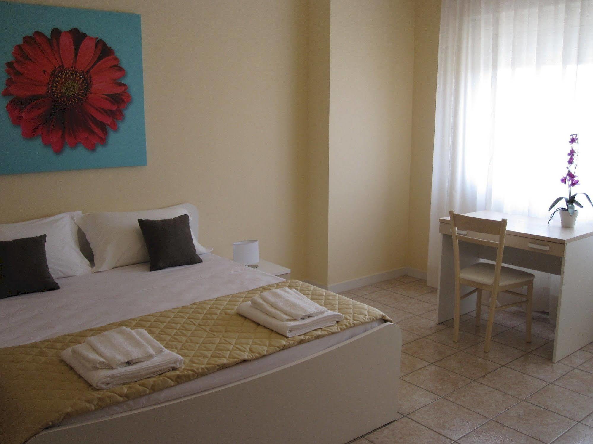 Quarantadue Quindici Hotel Termoli Eksteriør billede