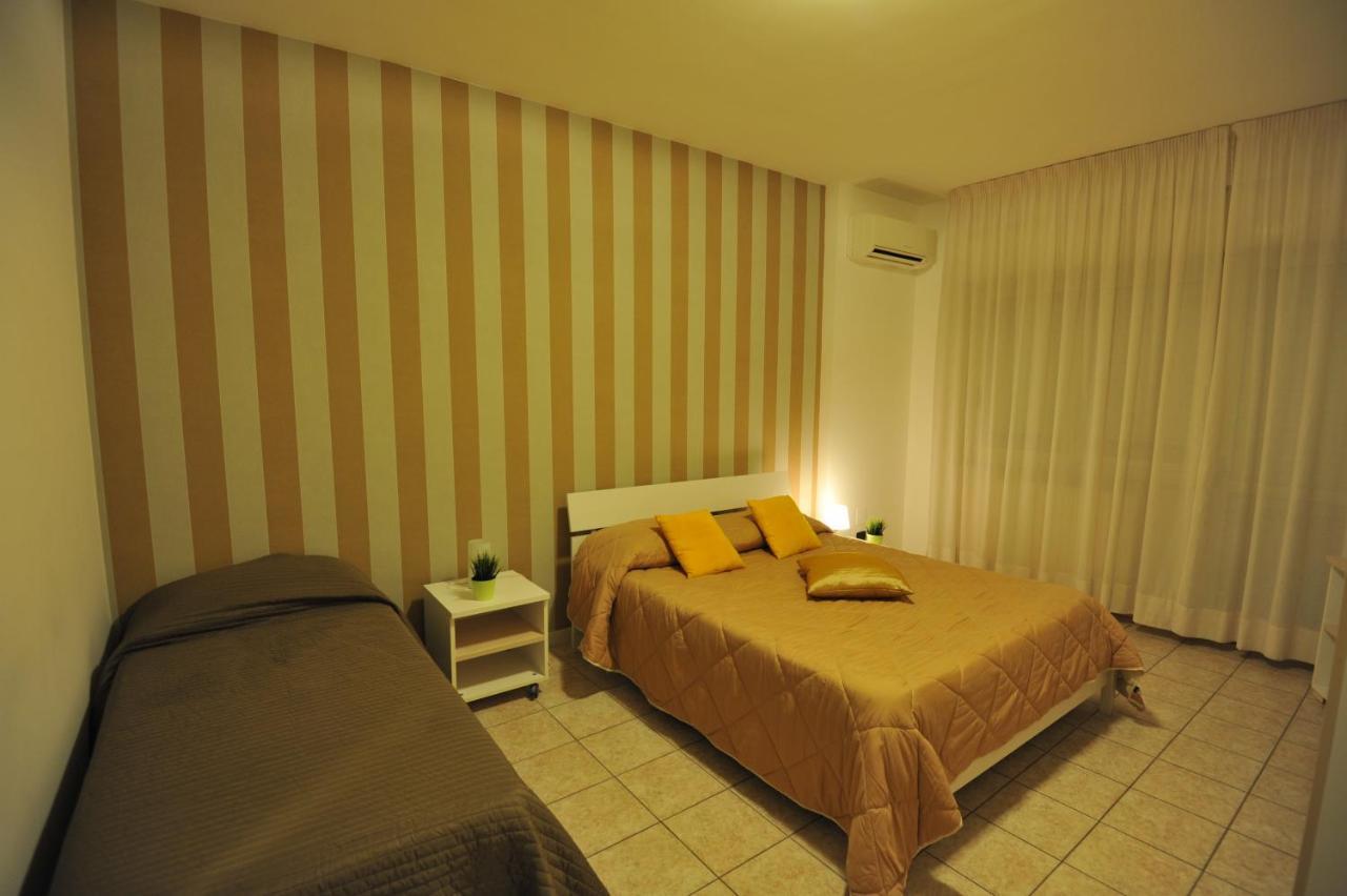 Quarantadue Quindici Hotel Termoli Eksteriør billede