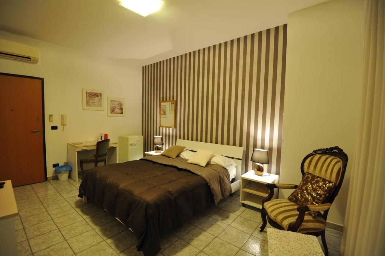 Quarantadue Quindici Hotel Termoli Eksteriør billede